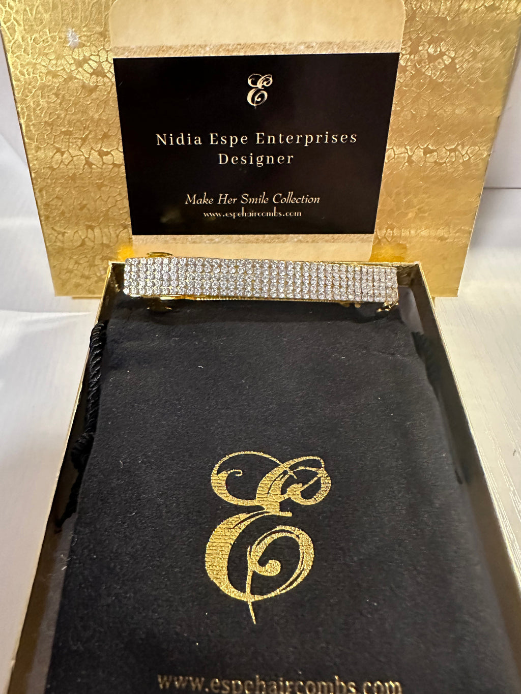 DP-218  CENTELLA | TINY SPARKLY GLASS DIAMONDS