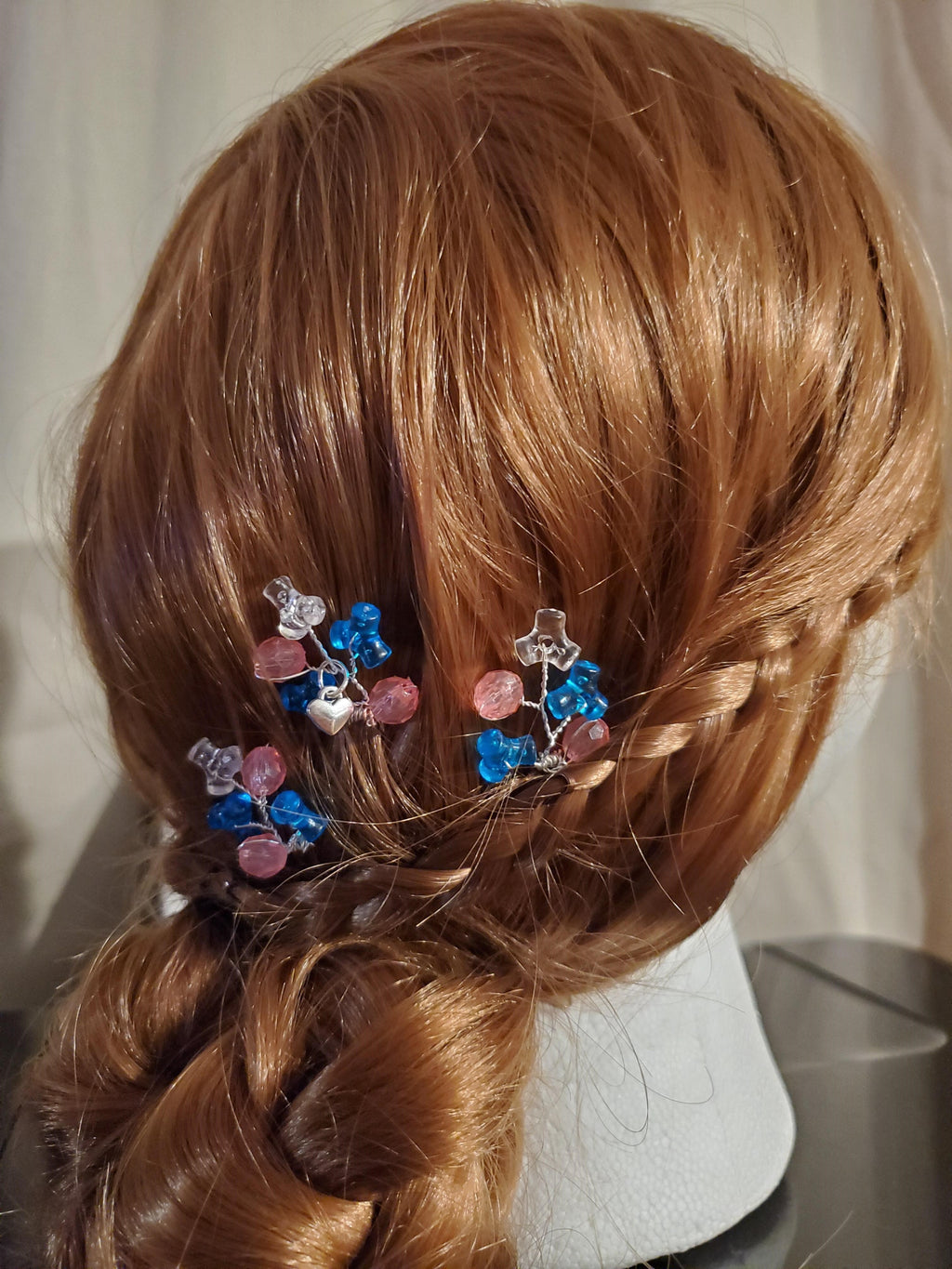 DP-69   VIÑA/PINK-BLUE-CLEAR PLASTIC BEADS