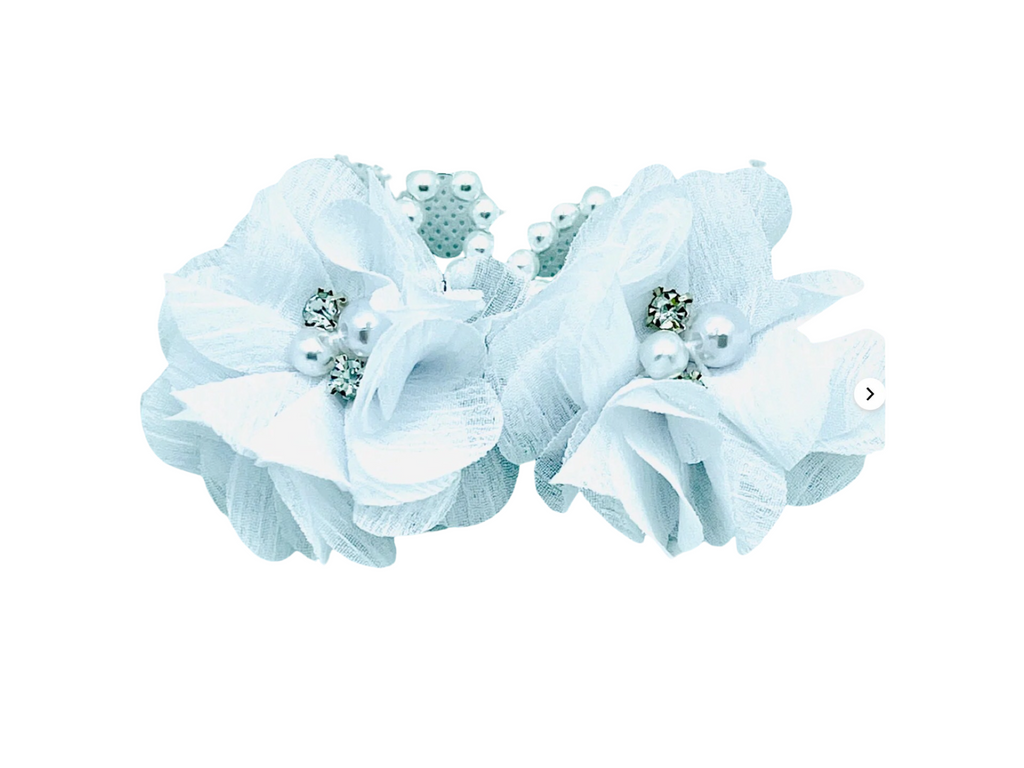 DP-242 CANON 2 | WHITE FABRIC FLOWERS WITH PEARLS, DIAMONDS AND CRYSTAL BEADS