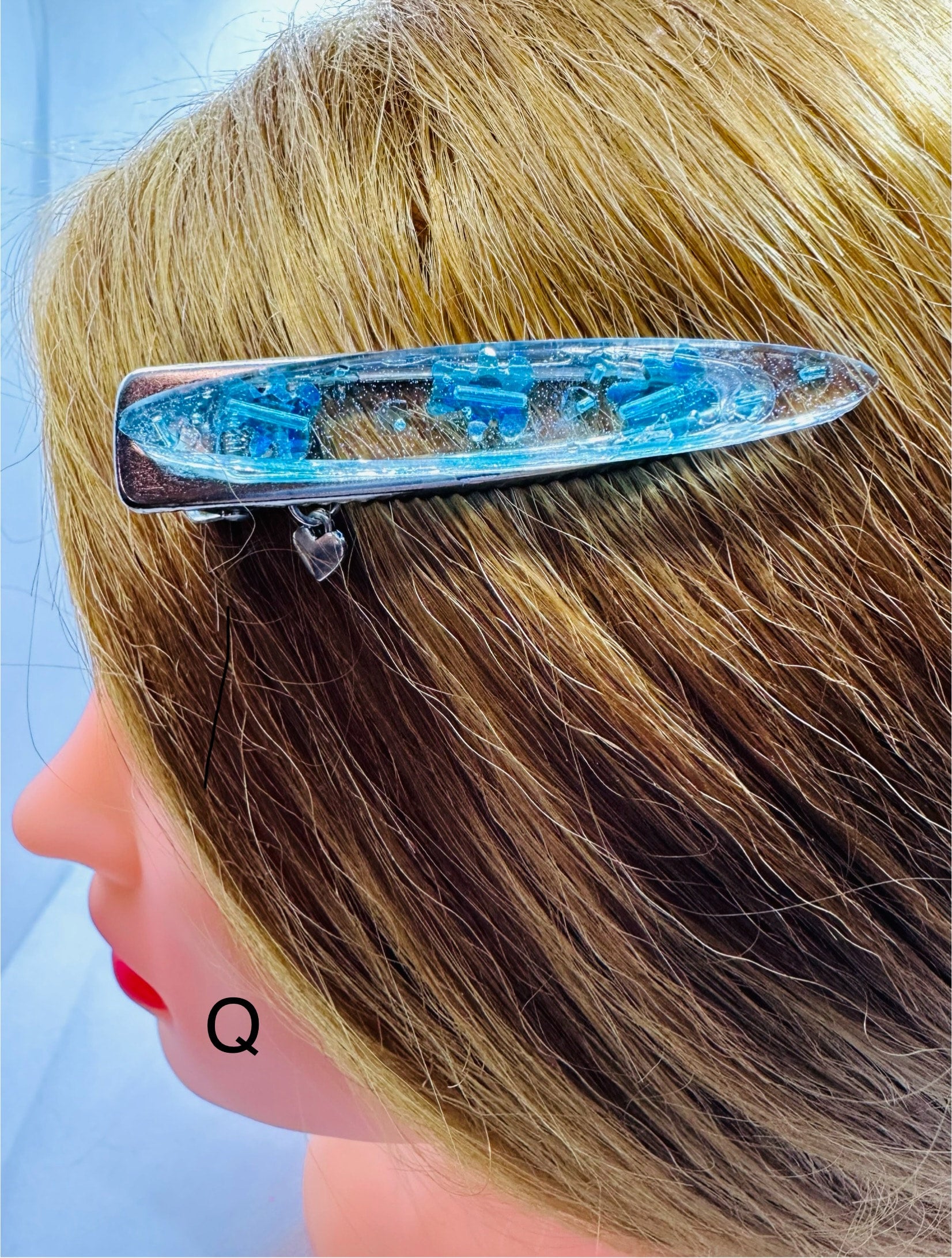 DP-269 FUN CLIPS | WITH COLORFUL BEADS, GLITTER, BUTTERFLIES AND MADE WITH RESIN IN SILVER METAL