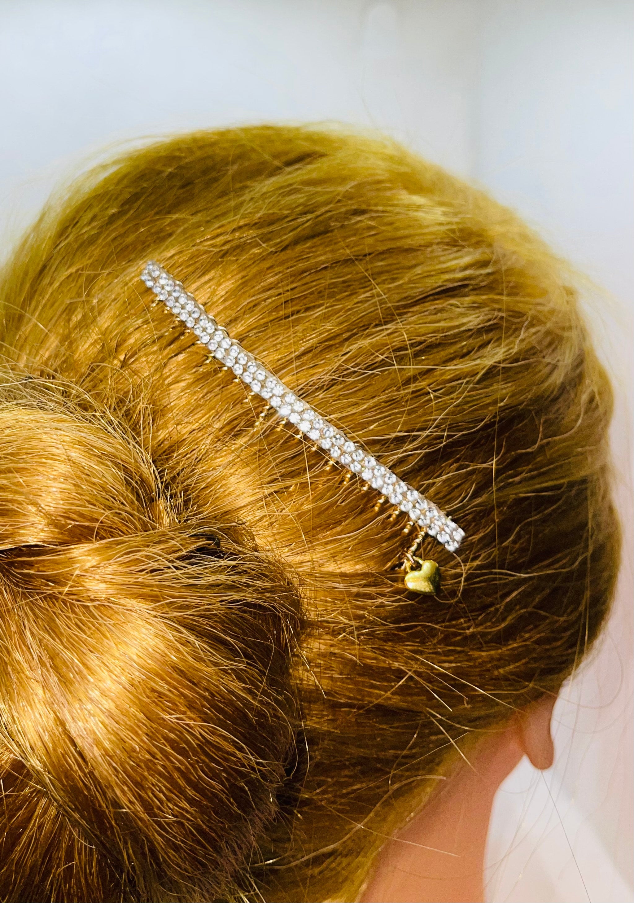 DP-247 DELICATE NOVA| TWO LINES OF TINY CLEAR GLASS DIAMONDS IN GOLD METAL