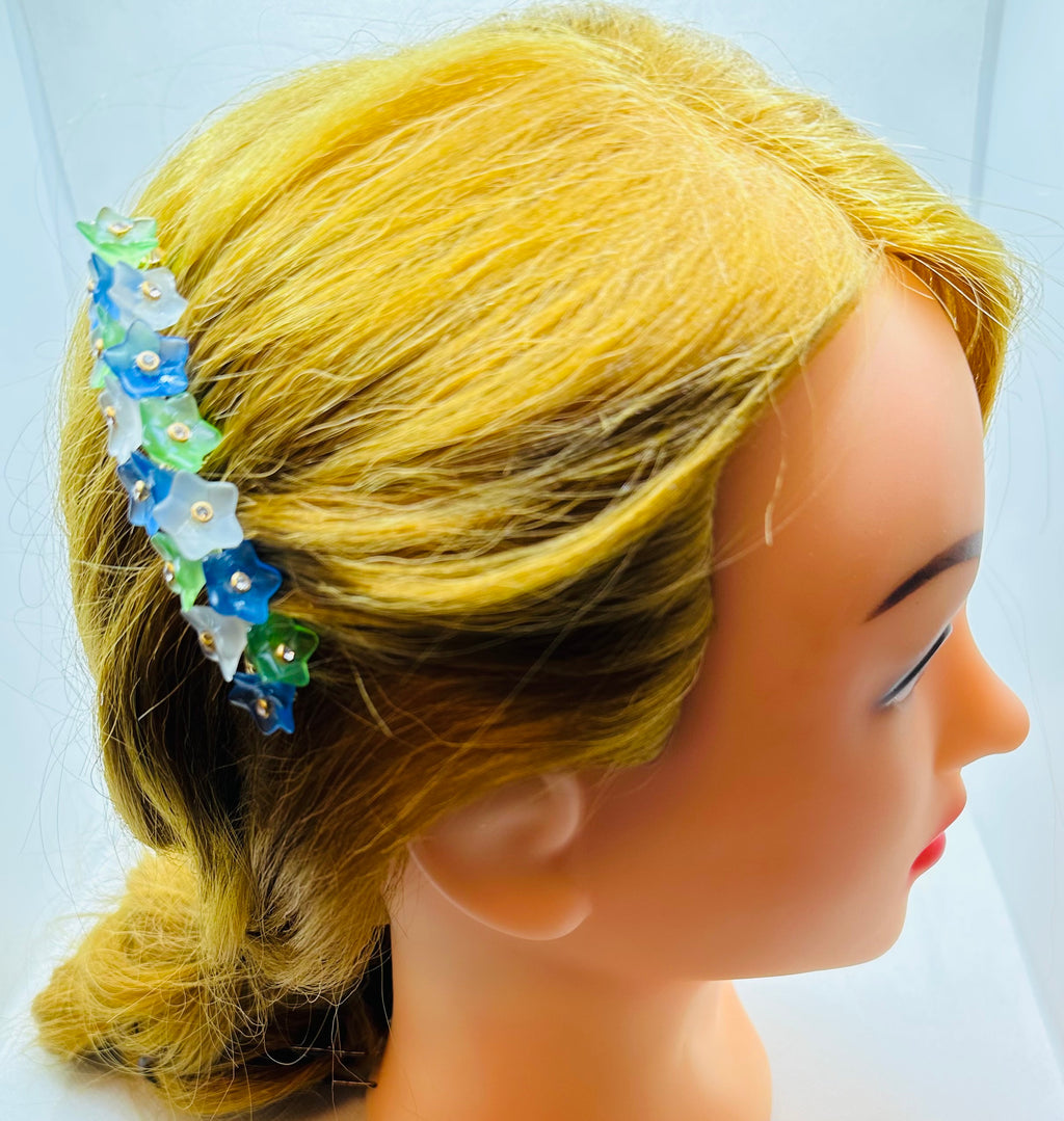 DP-274 BELIEVE | GREEN , BLUE & WHITE GLASS FLOWERS WITH GLASS DIAMONDS.