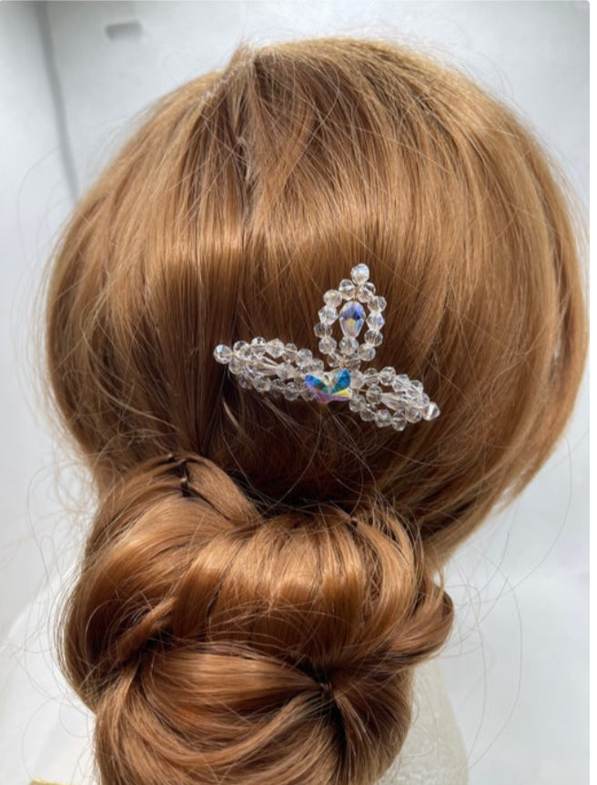 DP-234B  INSPIRATION | A PAIR OF GLASS BEADS HAIR PINS WITH A CRYSTAL BUTTERFLY-GOLD