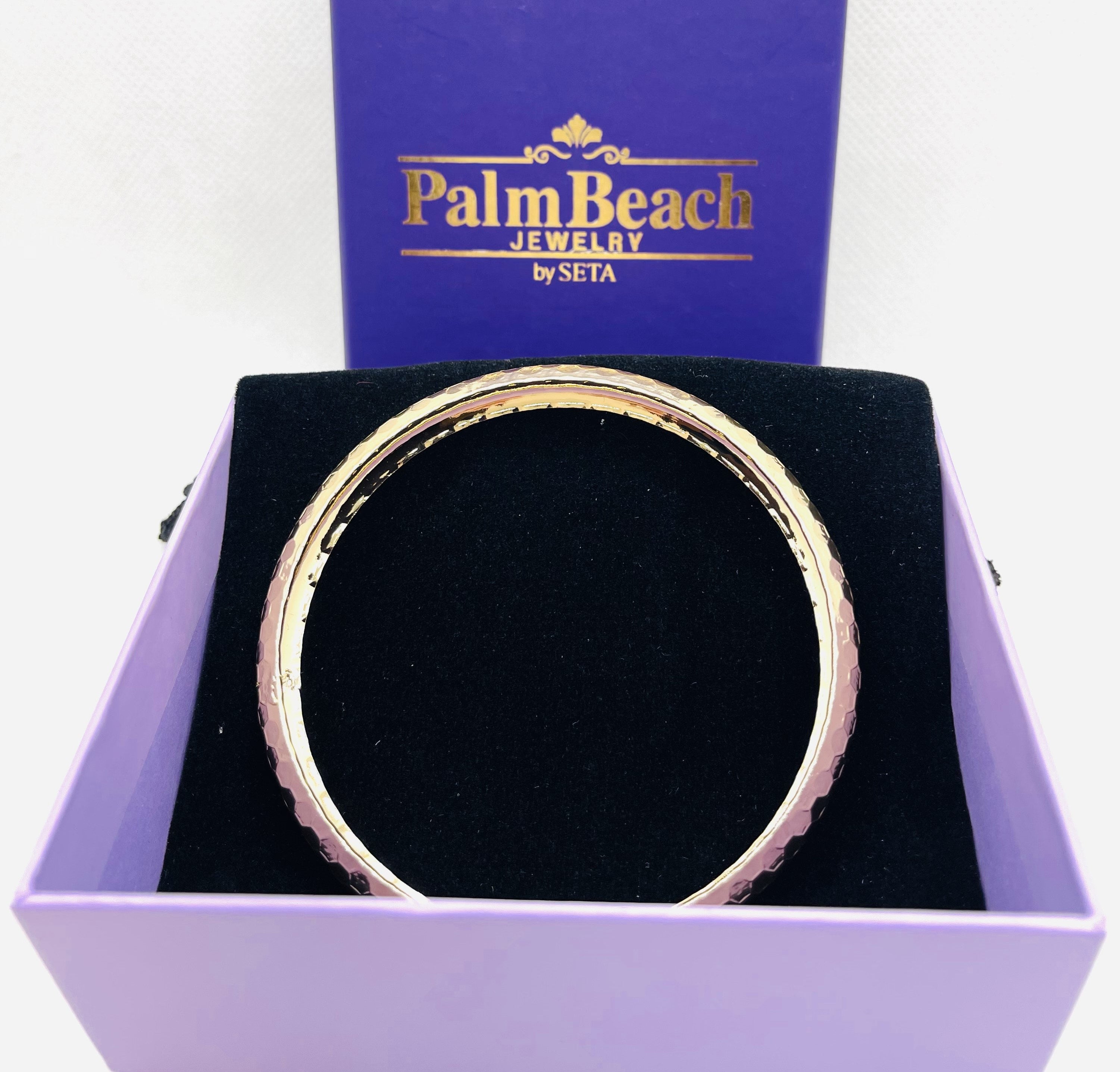 DP-253  Goldtone Hammered Bracelet