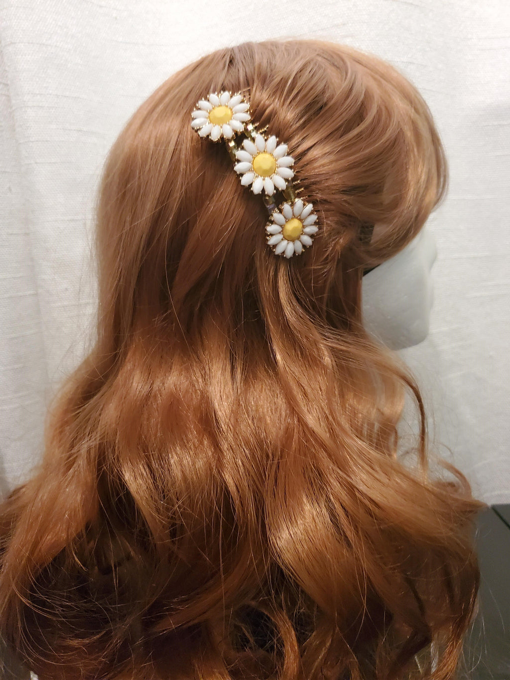 DP-142  DROP OF SUN/WHITE YELLOW FLOWERS BEADS