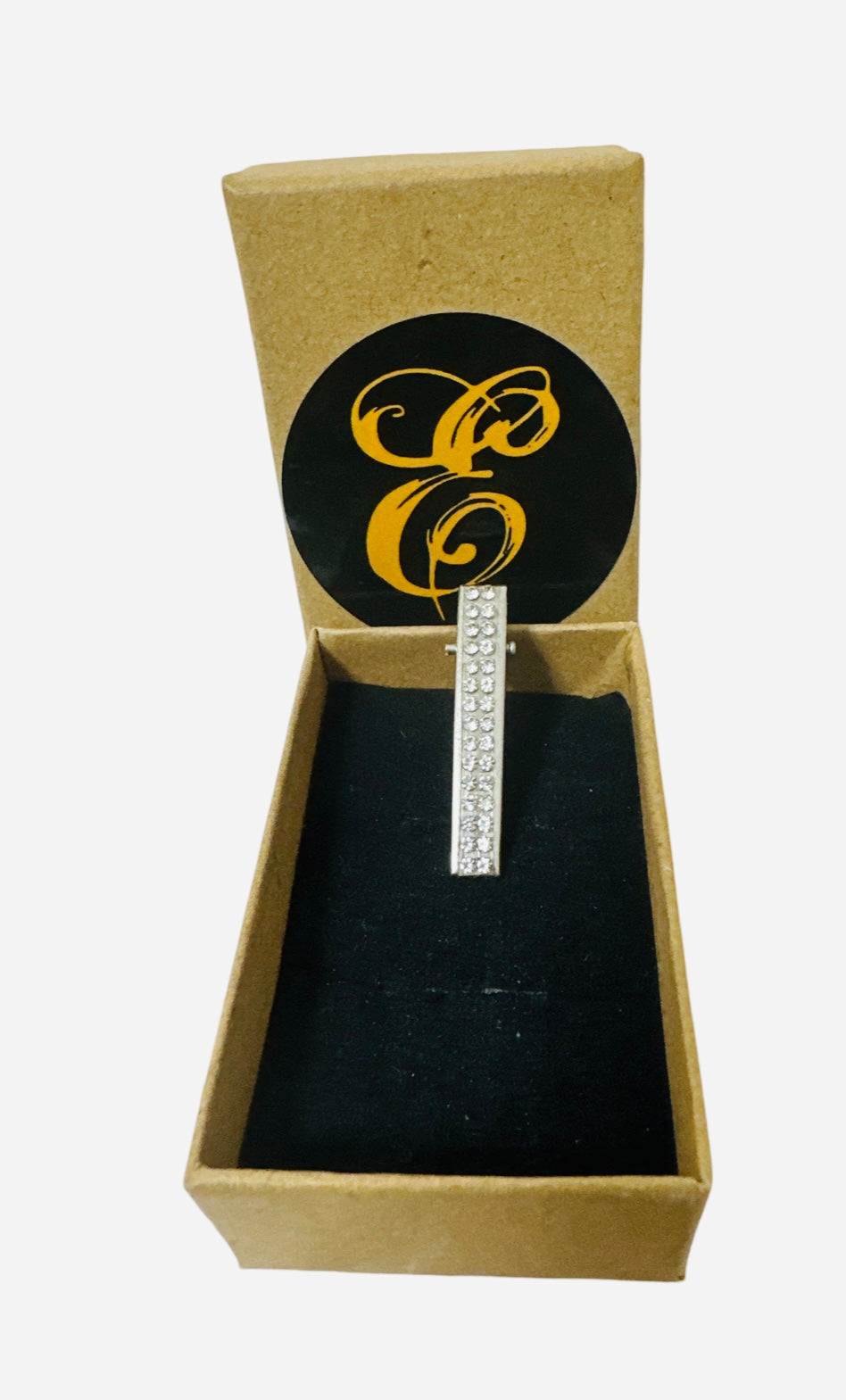 DP-327 TYRA/ A MEDIUM HAIRCOMB AND A TIE CLIP WITH CRYSTAL GLASS DIAMOND “MADE IN PANAMA”