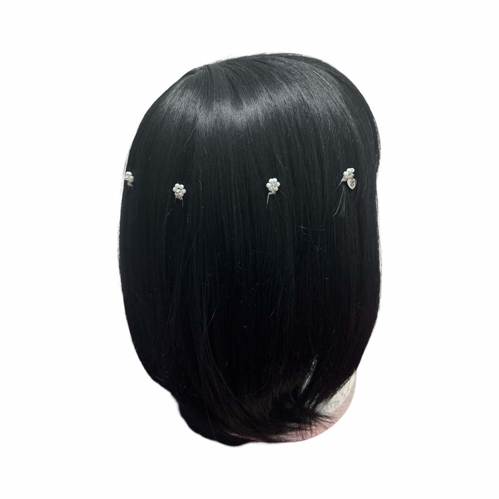 DP-329 TINY PRECIOUS/WHITE TINY PEARLS WITH A CLEAR MIDDLE BEAD “MADE IN PANAMA”