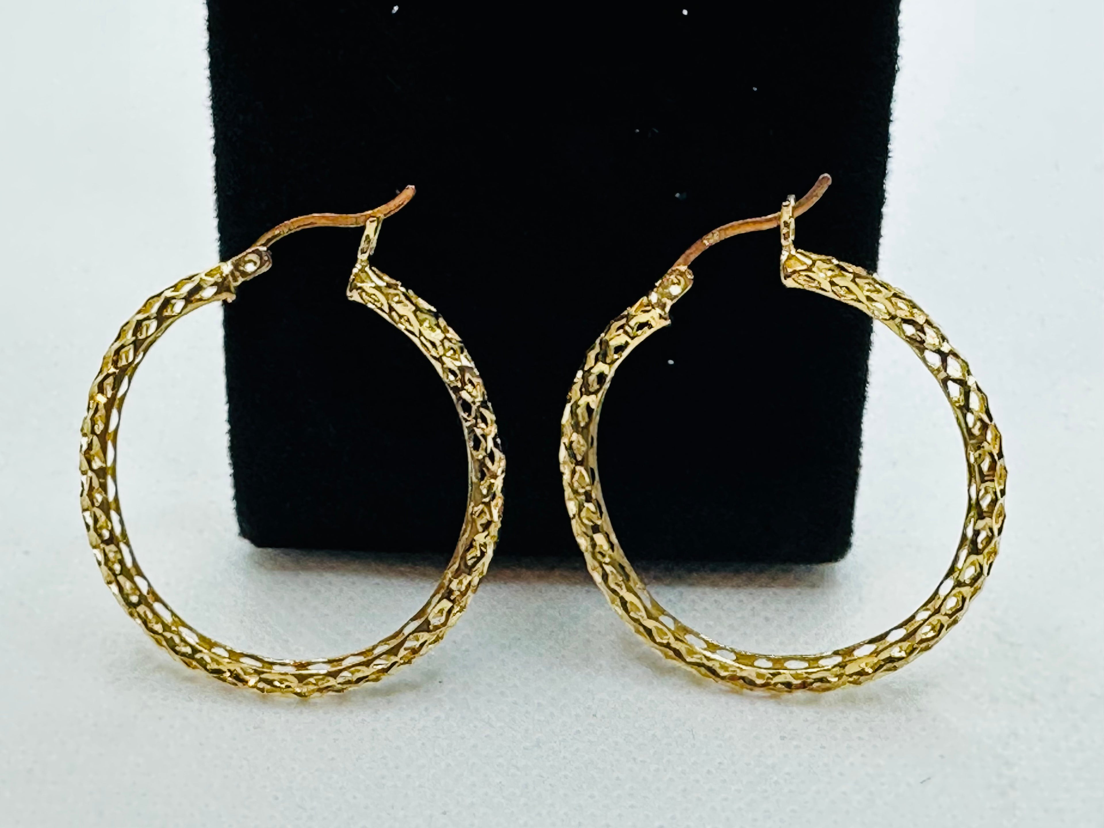 DP-265   Diamond Cut Hoops Earrings 925