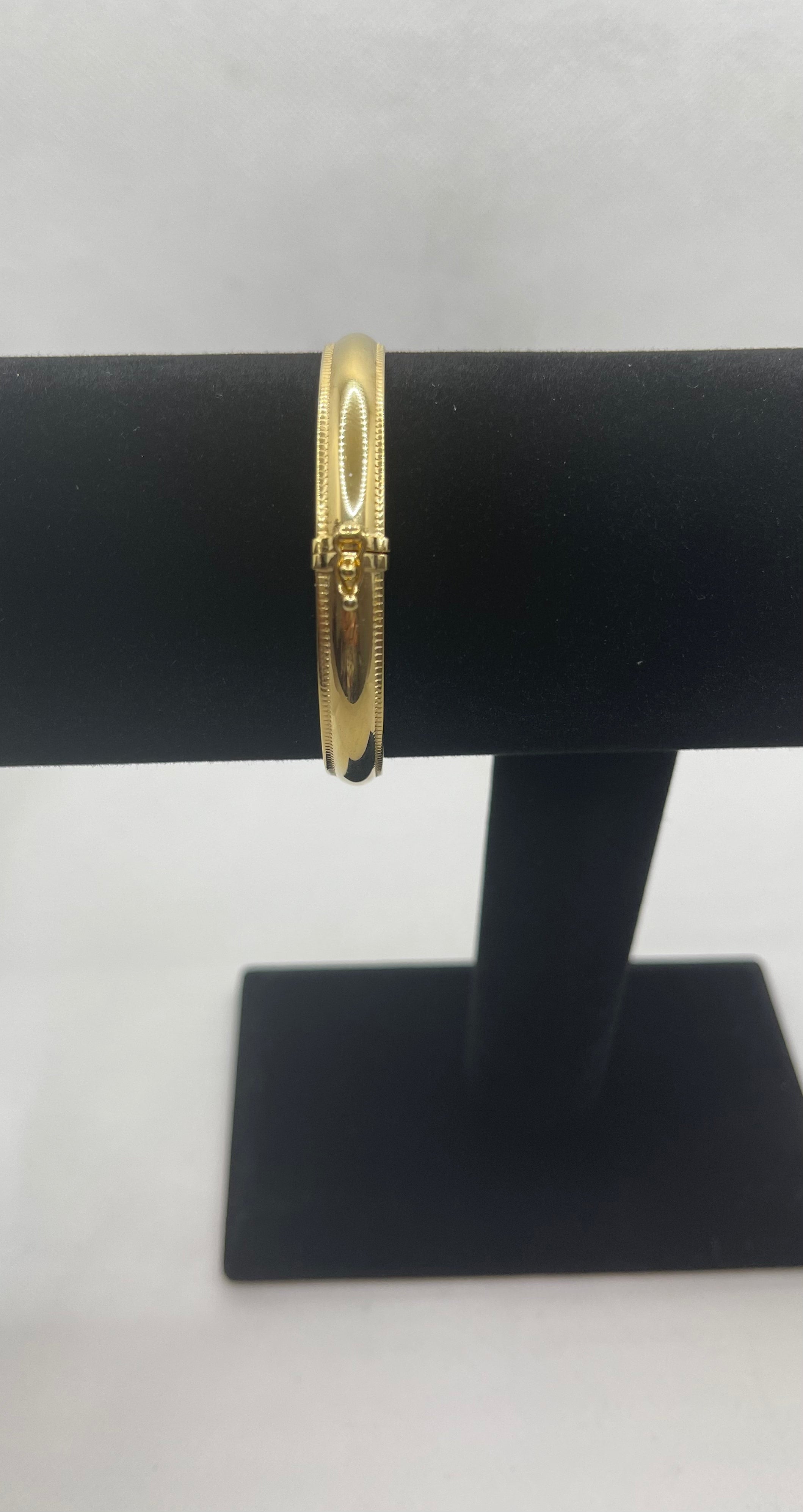 DP-259 Beaded edge Hinged High Polished Bangle Bracelet 18k Gold Plated Sterling Silver 7.5" 925