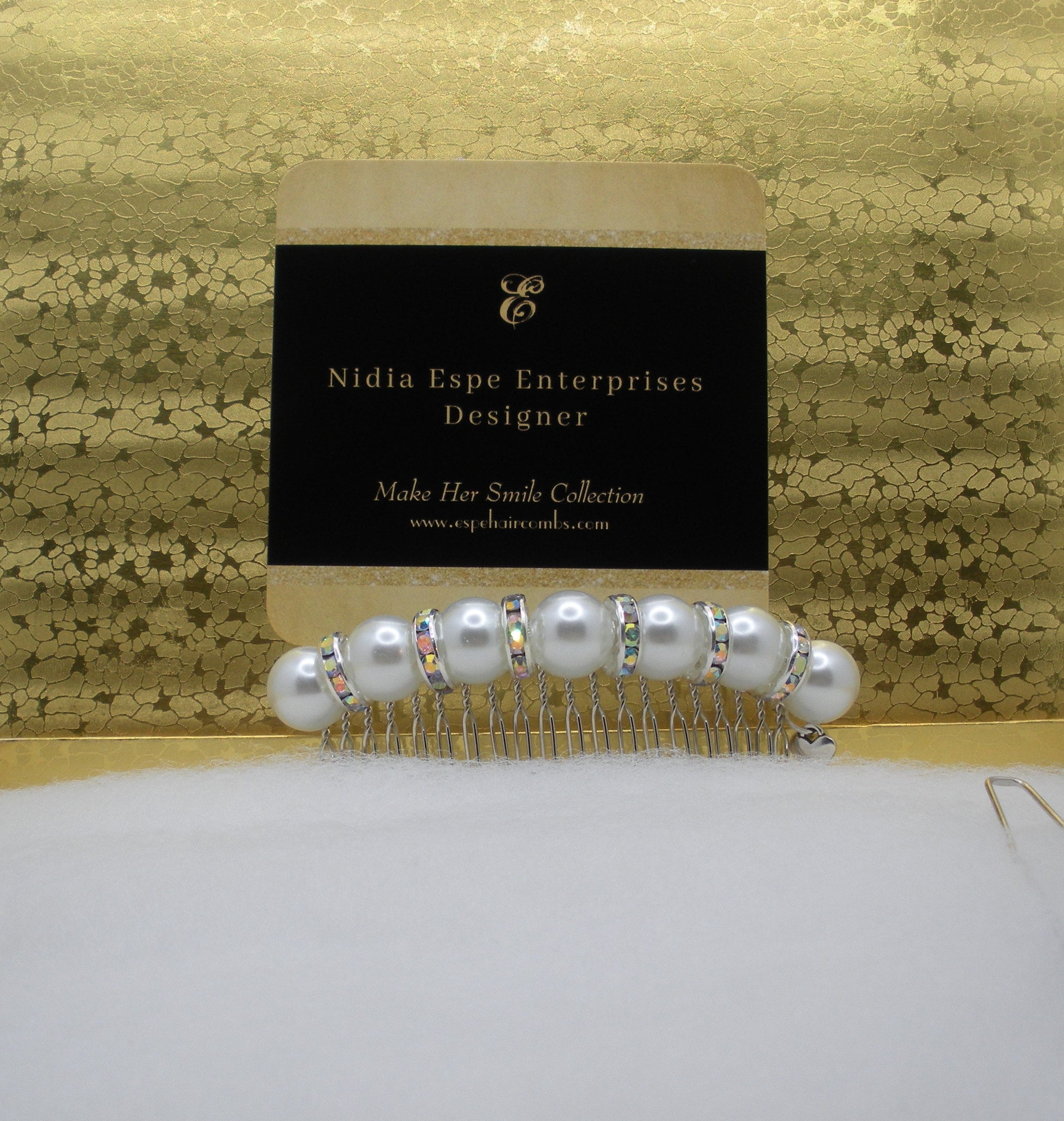 DP-191  PRELUDE | LARGE WHITE PEARLS WITH COLORFUL GLASS BEADS