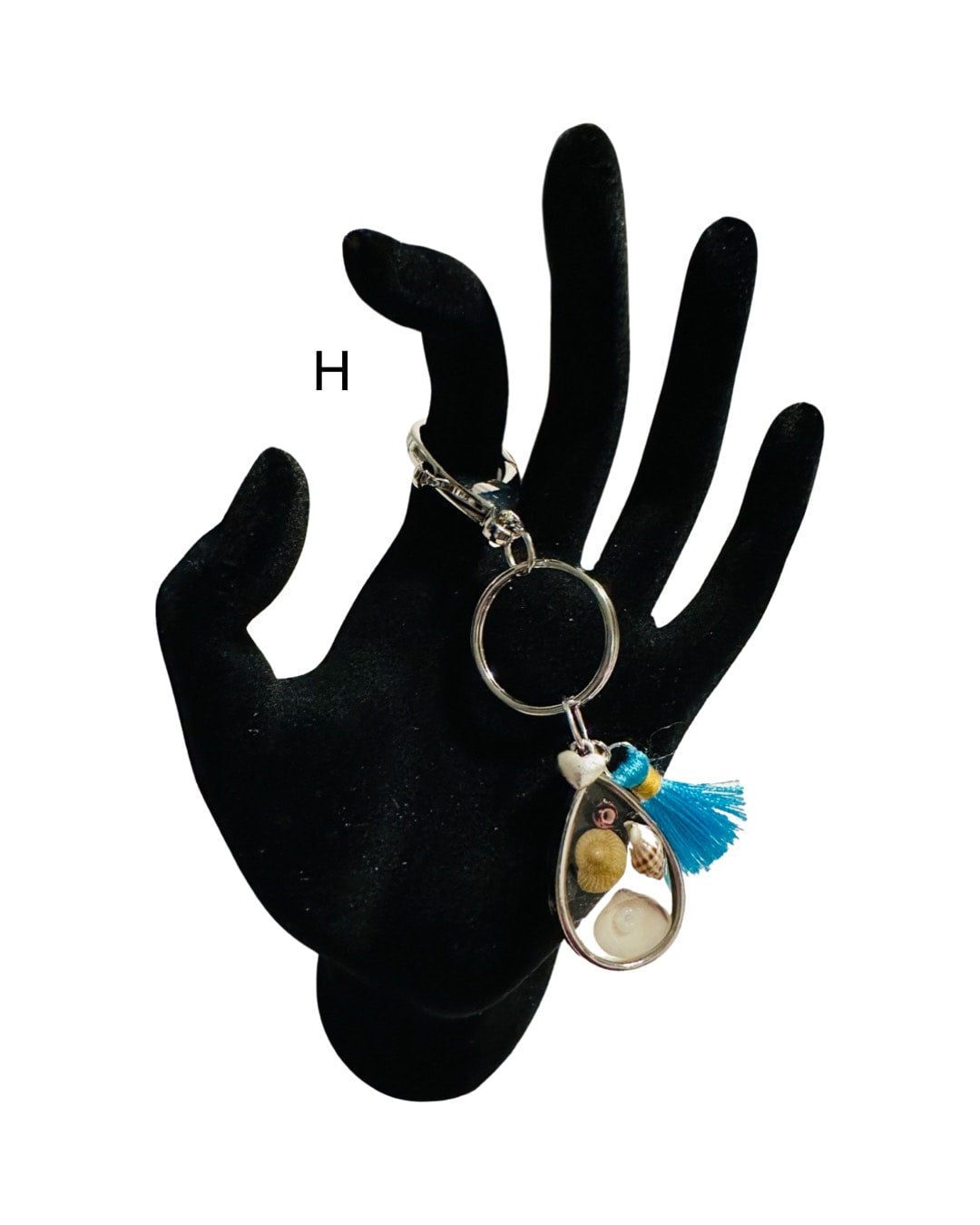 DP-271   SOUVENIR | SMALL(CHICO) KEYRING MADE WITH COLORFUL BEADS, GLITTER, SEQUENCES AND RESIN IN SILVER METAL