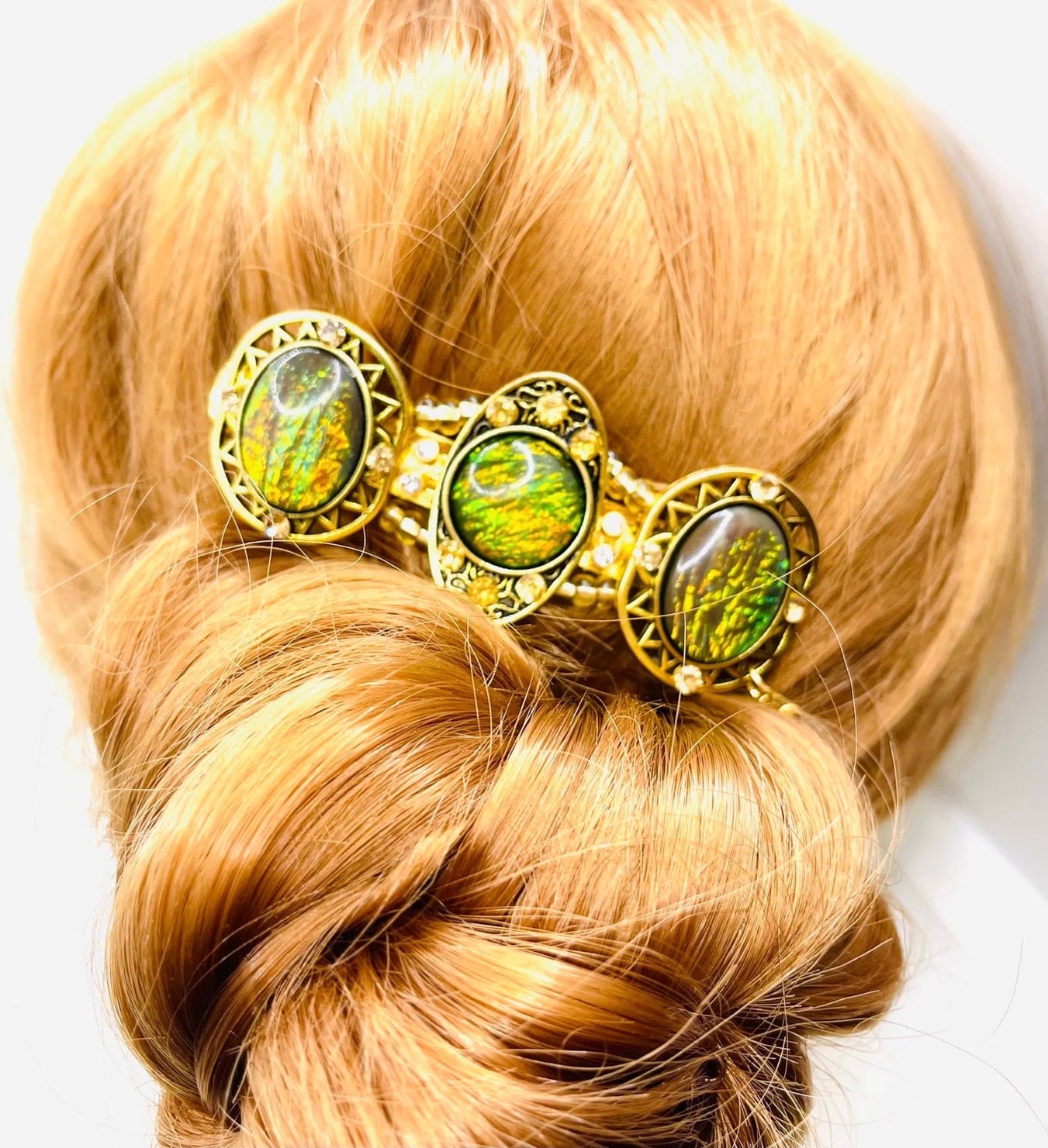 DP-237 AMBER FOREST| AMBER BEADS COLOR ON A GOLD METAL