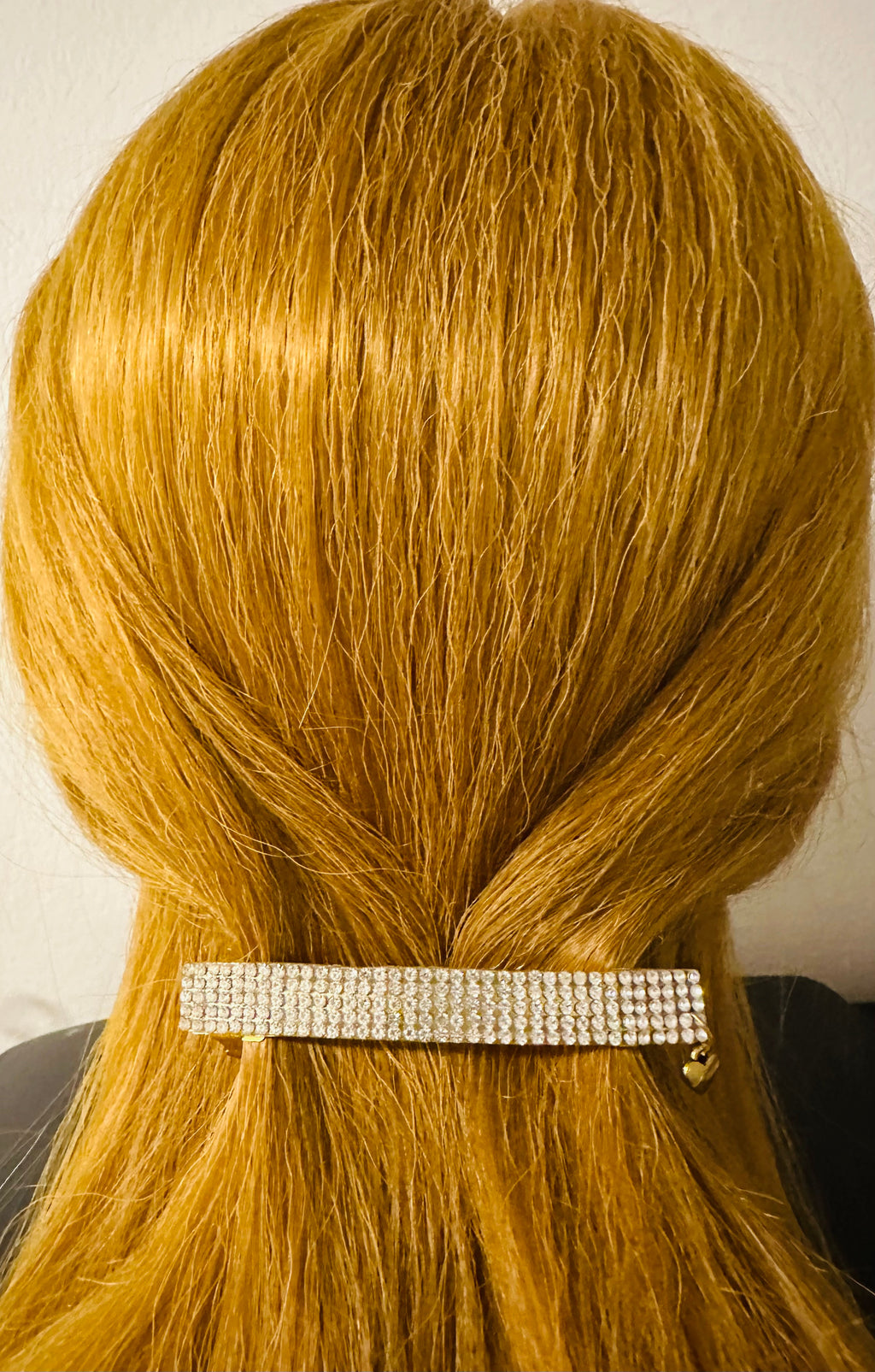 DP-218  CENTELLA | TINY SPARKLY GLASS DIAMONDS